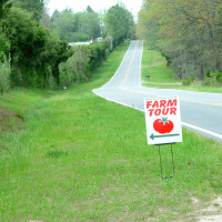 farm tour sign
