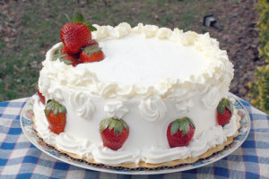 pastry-strawberry-cream-cake