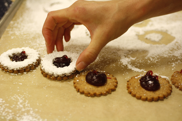 linzer cookies