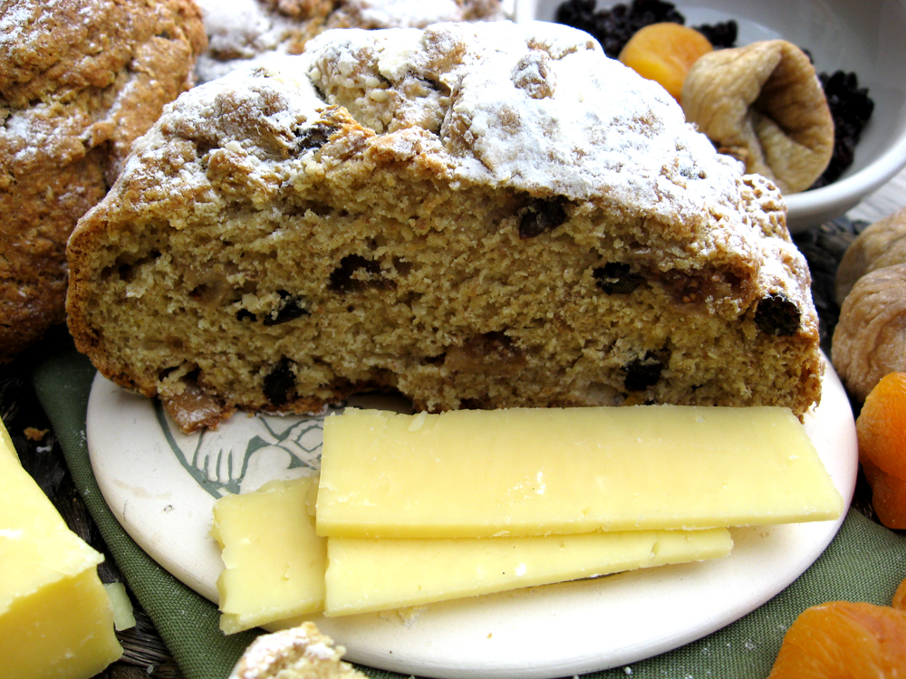 soda bread with cheese