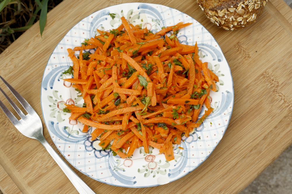 Middle eastern carrot salad