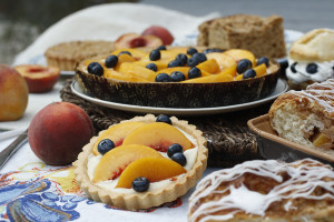 Peach mascarpone tart