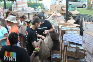 volunteers sorting food