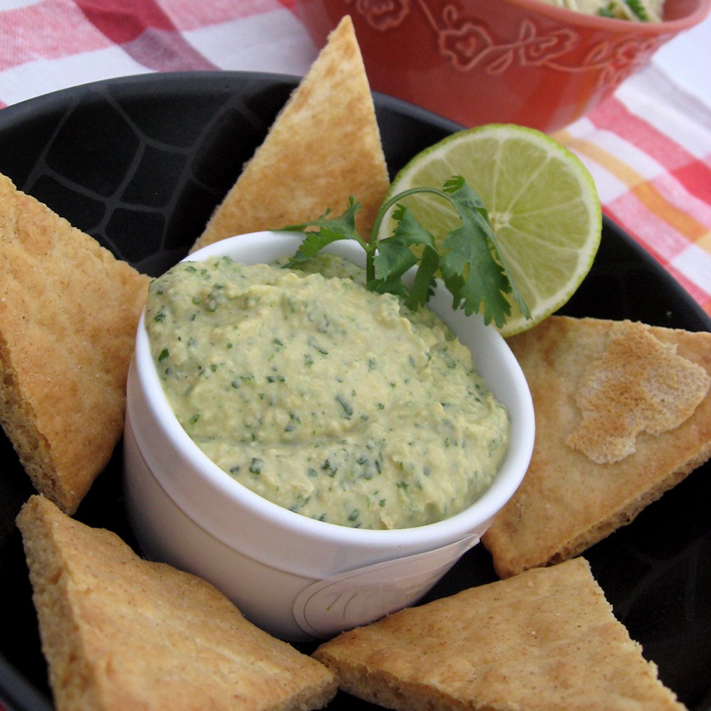 Lemon cilantro hummus