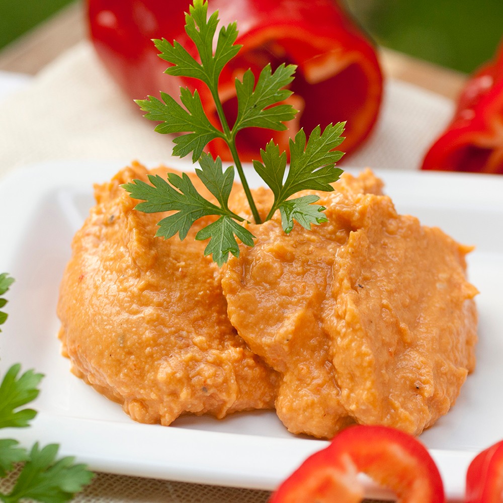 Roasted red pepper hummus