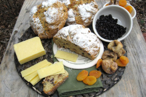 Irish soda bread with dried fruit and cheese