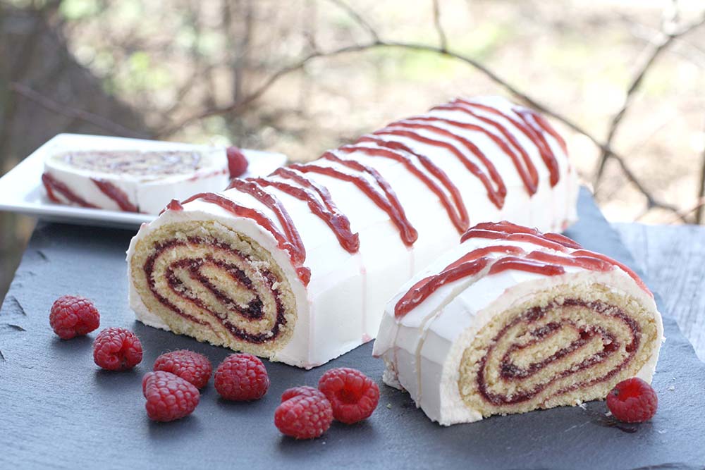 raspberry roulade