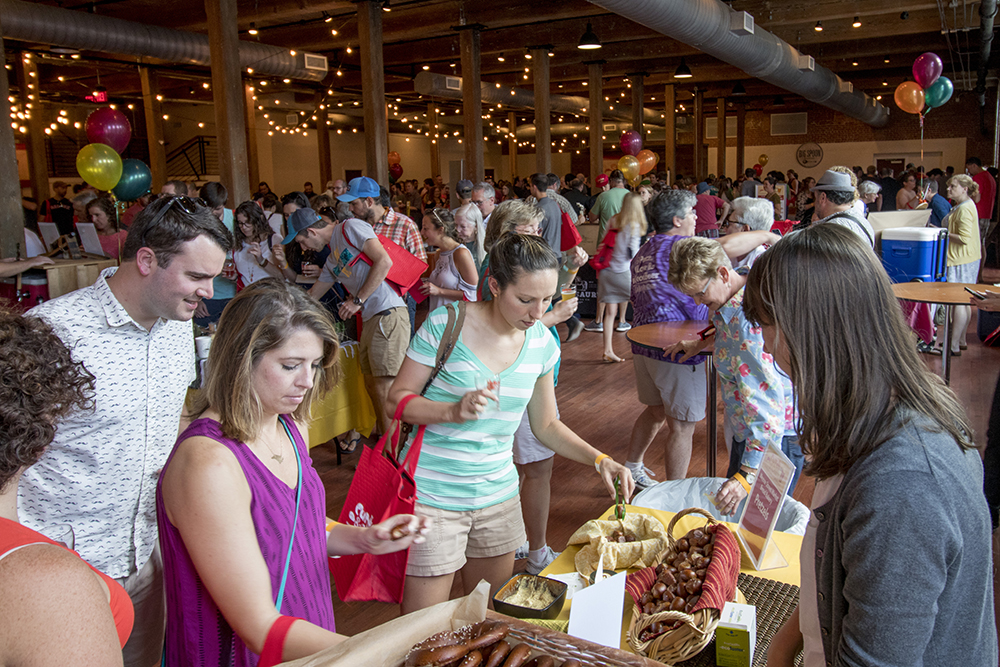 People eating at Curds & Crafts